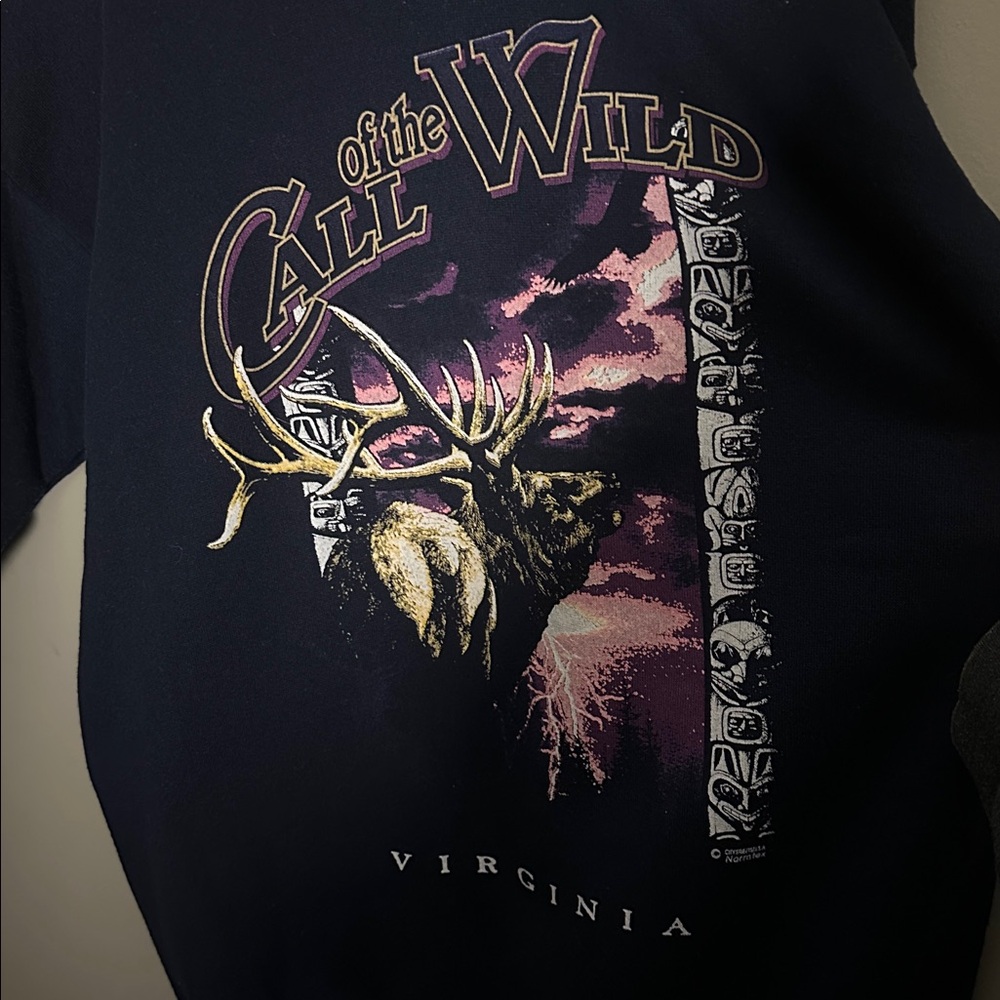Call of the Wild Virginia vintage Tultex Navy crewneck